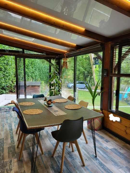 Vila Chez Nirina Proche Puys Dufou Mortagne-sur-Sevre Exteriér fotografie